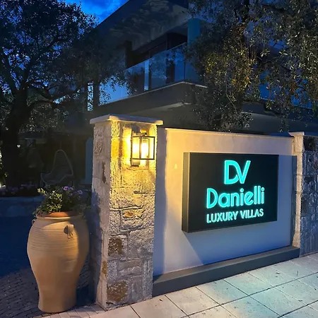 فيلة Danielli Luxury Skala Rachoni (Thasos)